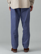 Standard easy tapered pants