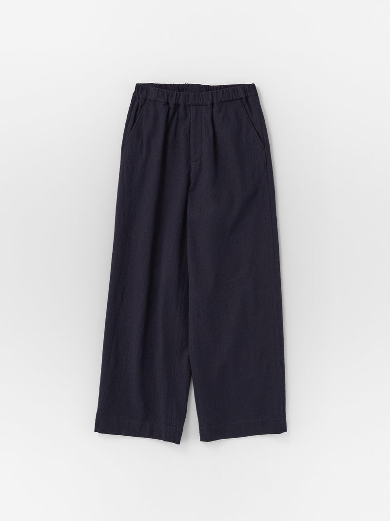 Standard easy wide pants