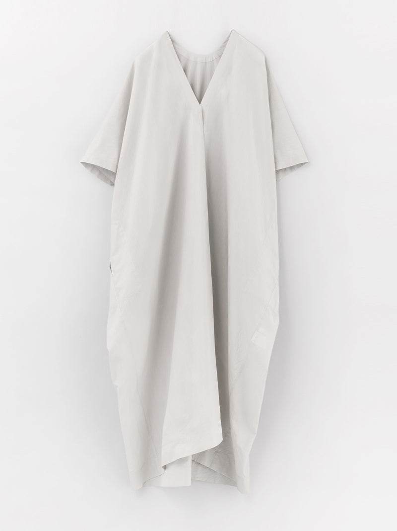 Back long dress – ARTS&SCIENCE ONLINE SELLER