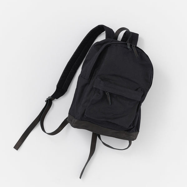 0253AB2700206_Simple-back-pack