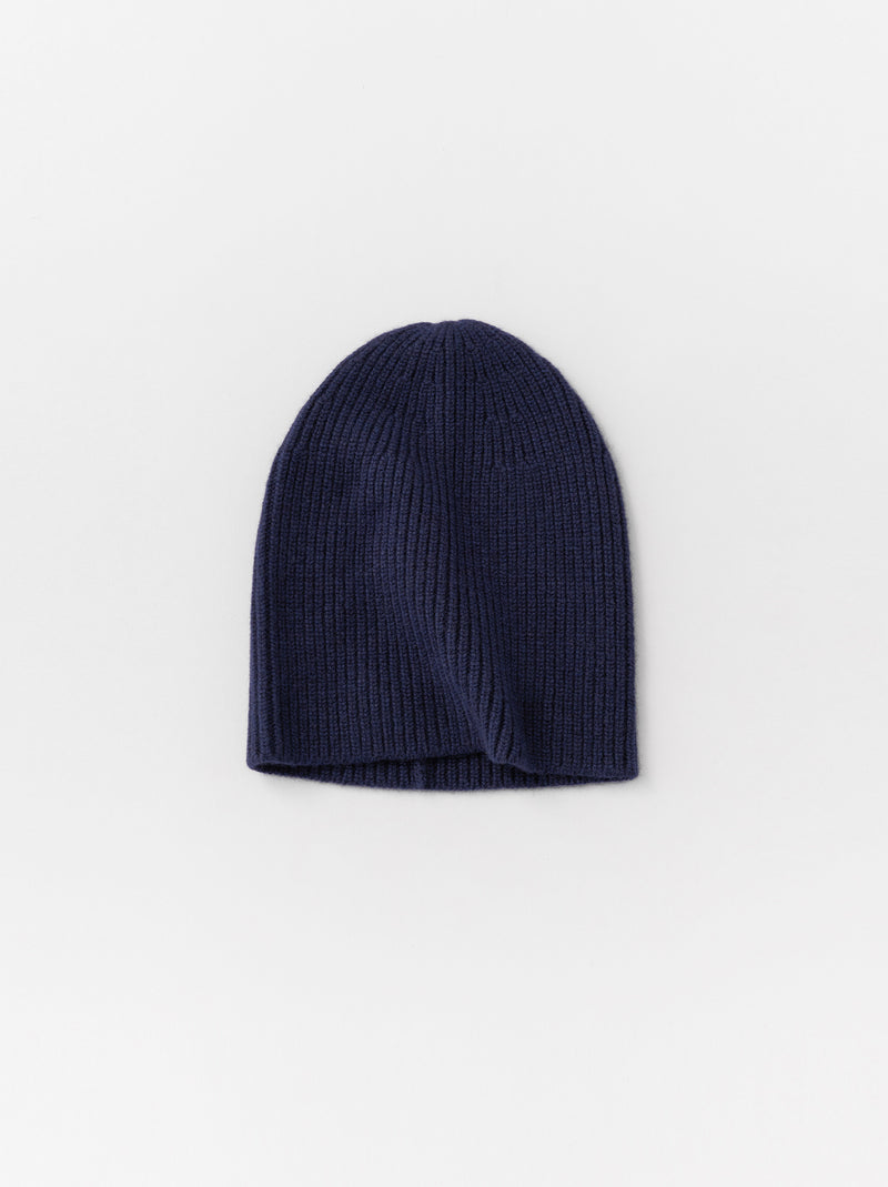 Simple rib knit cap