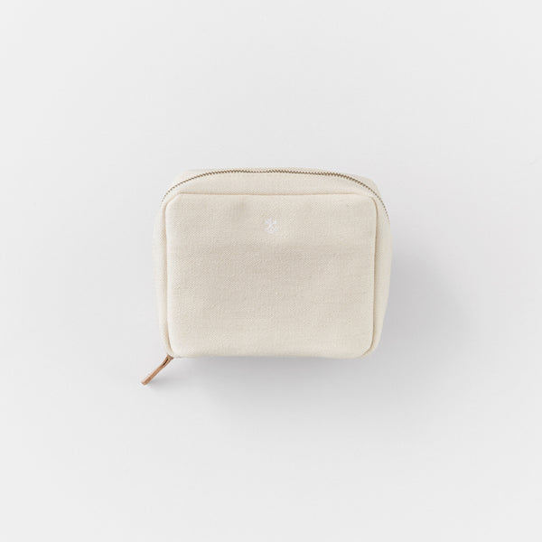 ARTS & SCIENCEアーツアンドサイエンス*Pouch Mホワイト新品 Zipper gusset pouch M – ARTS&SCIENCE ONLINE SELLER