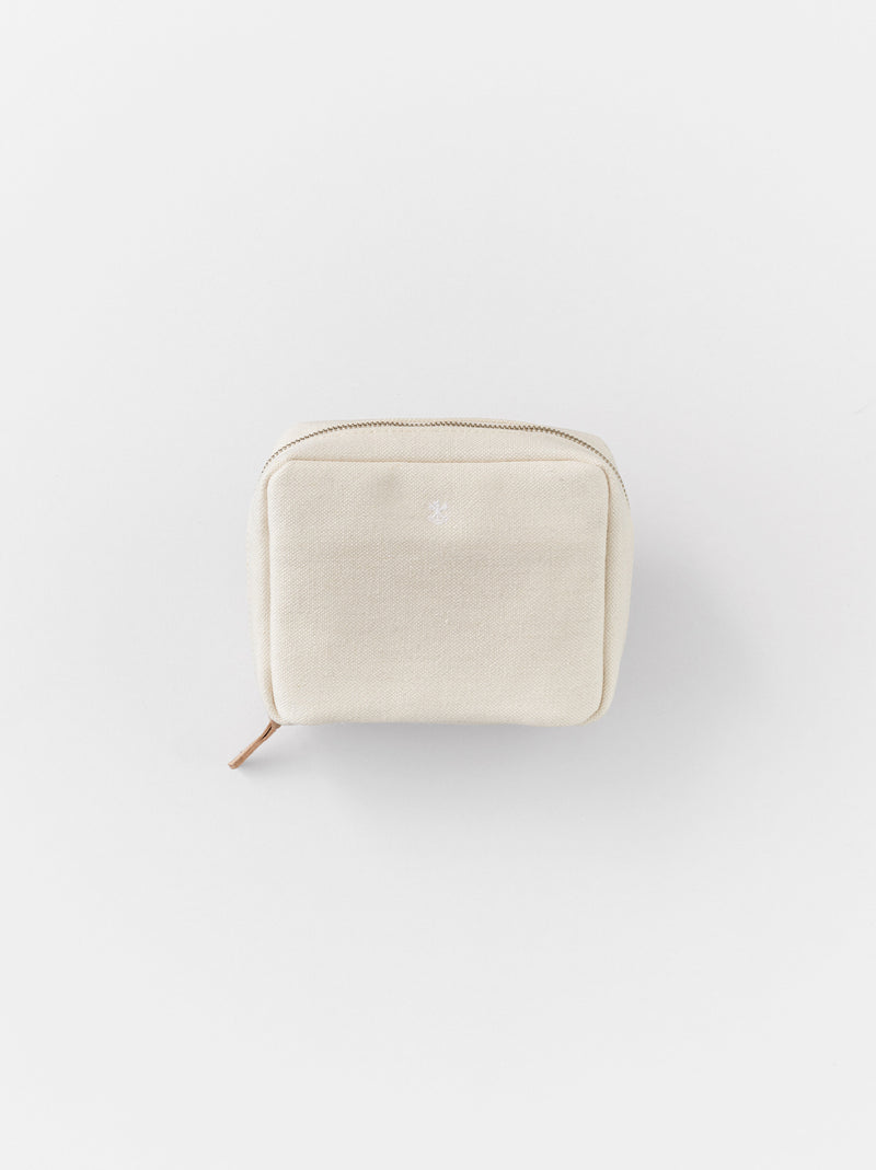 [新品]ARTS & SCIENCE Zipper Gusset Pouch M Zipper gusset pouch M – ARTS&SCIENCE ONLINE SELLER