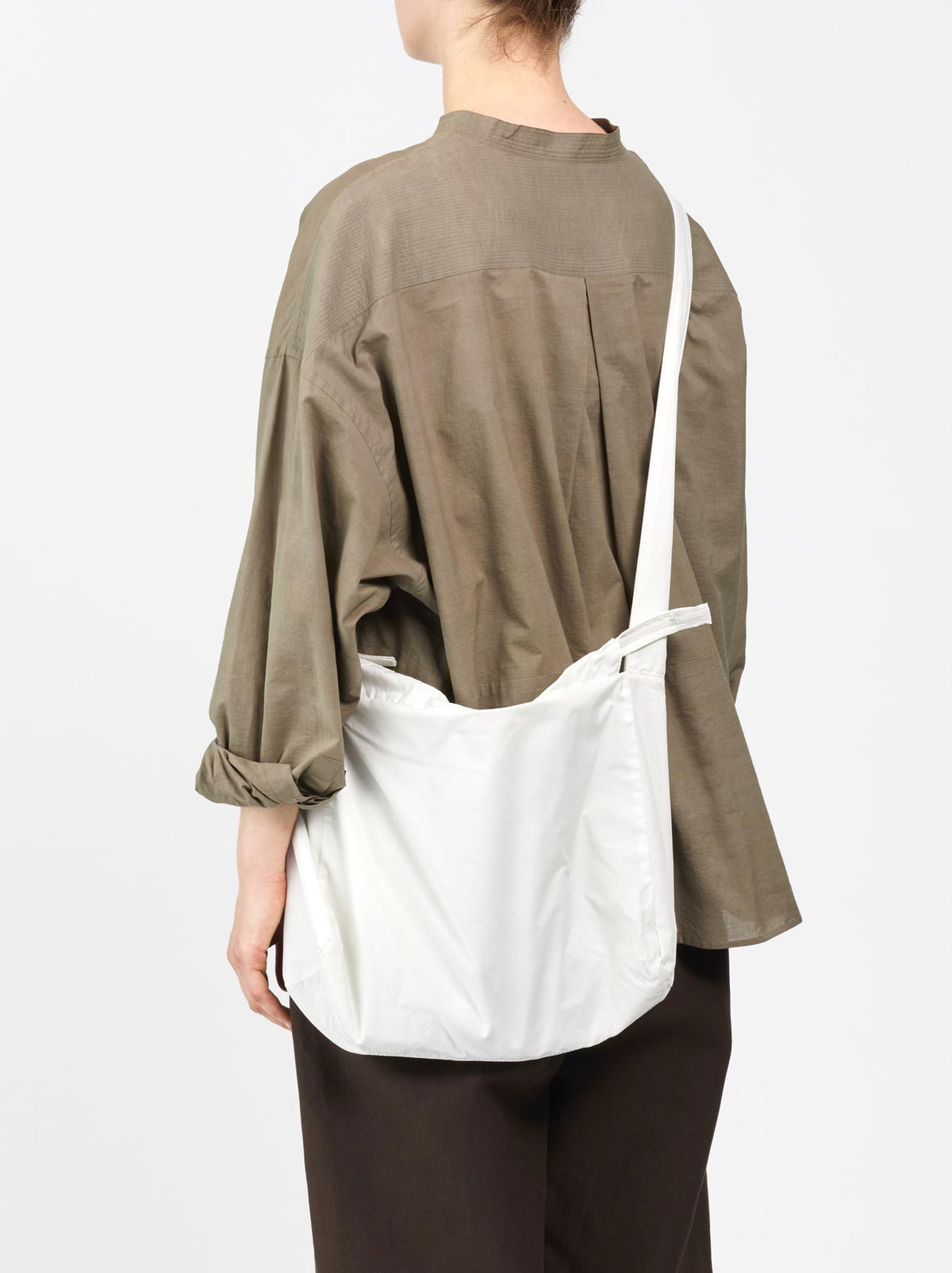Square box shoulder bag M – ARTS&SCIENCE ONLINE SELLER