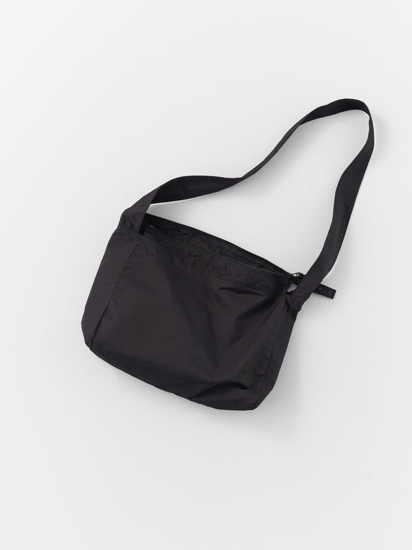Square box shoulder bag M – ARTS&SCIENCE ONLINE SELLER