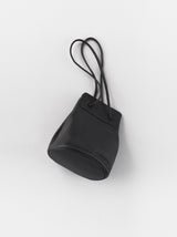 Oval lantern shoulder bag mini (Baby goat)