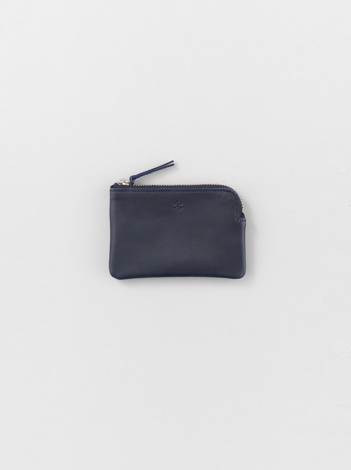 Blue-navy_0261AP0018016_Pouch-