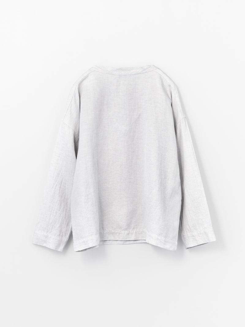 Stand collar box shirt