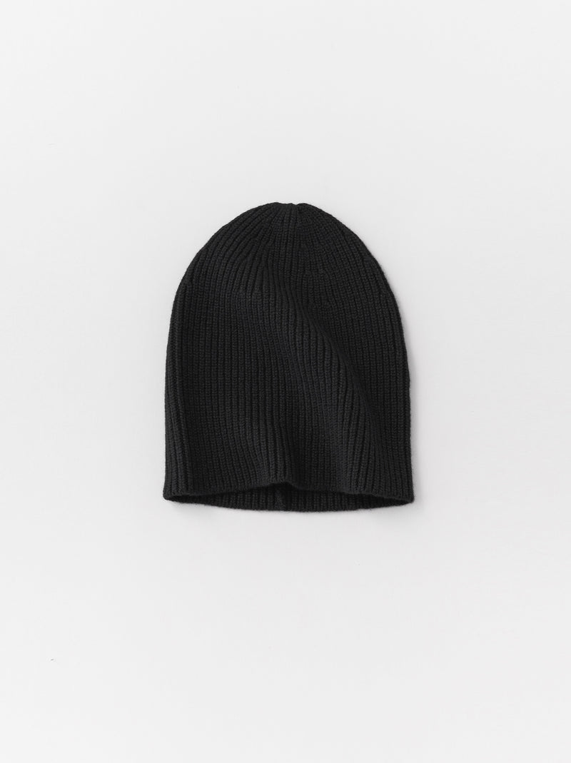 Simple rib knit cap
