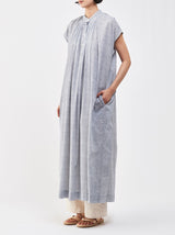 Button front no sleeve gather dress