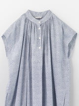 Button front no sleeve gather dress